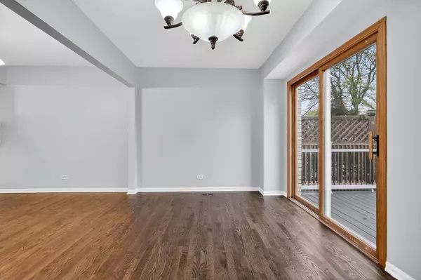 7912 W 105th Street, Palos Hills, IL 60465