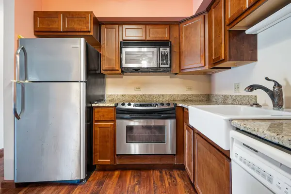 1521 Pioneer Road #7, Crest Hill, IL 60403