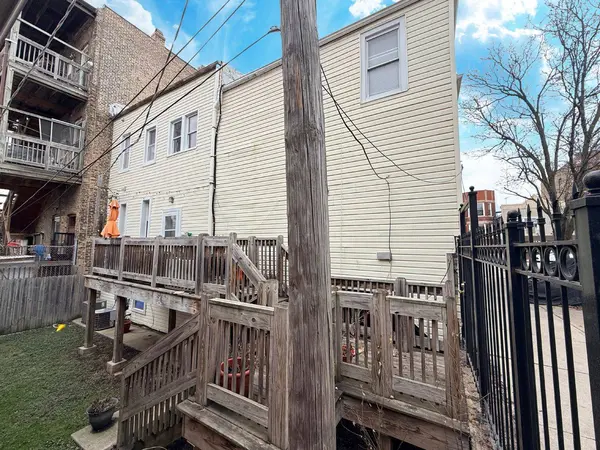 635-637 W 26th Street, Chicago, IL 60616