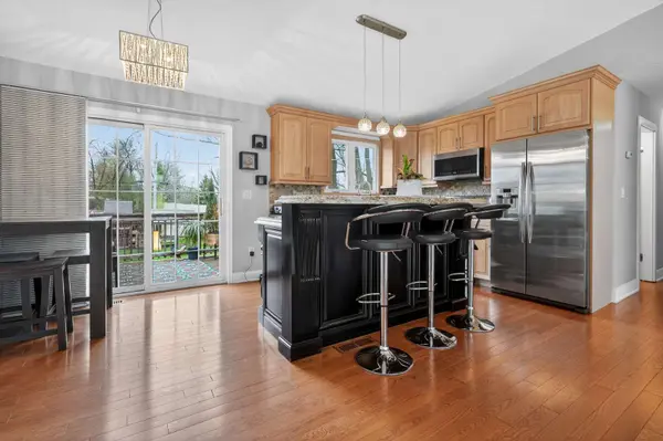 22W630 Armitage Avenue, Glen Ellyn, IL 60137