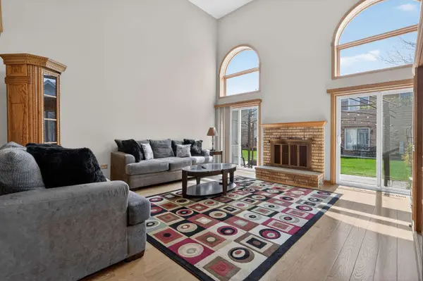 7729 Northfield Lane #7729, Tinley Park, IL 60487