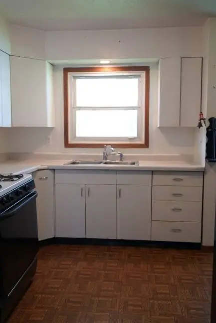 256 W Fleming Street, Watseka, IL 60970