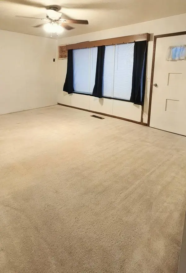 256 W Fleming Street, Watseka, IL 60970