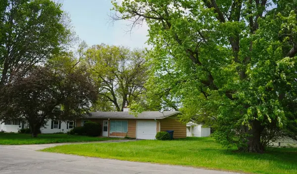 256 W Fleming Street, Watseka, IL 60970