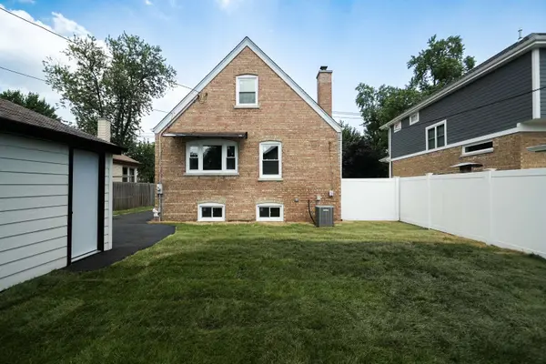3653 W 107th ST, Chicago, IL 60655