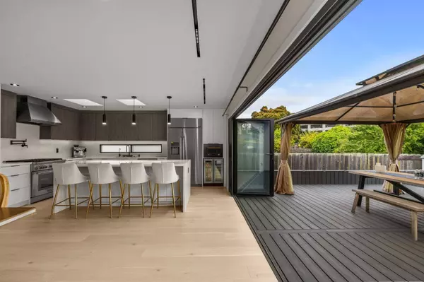 243 Aviador AVE, Millbrae, CA 94030