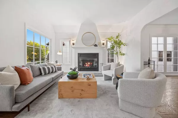 220 26th AVE, San Mateo, CA 94403