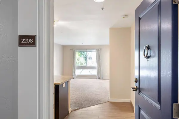 6400 Christie 2208, Emeryville, CA 94608