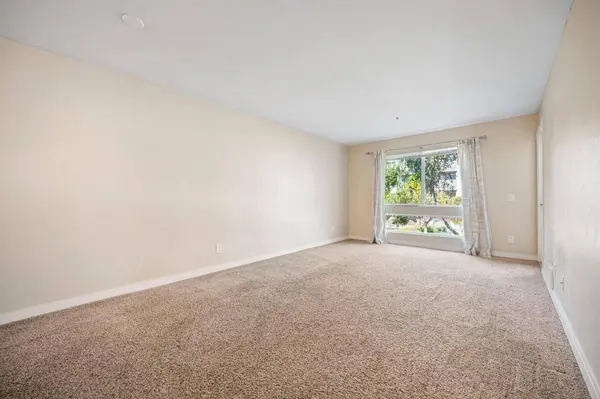 6400 Christie 2208, Emeryville, CA 94608