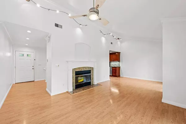 3717 Clayton RD, Concord, CA 94521