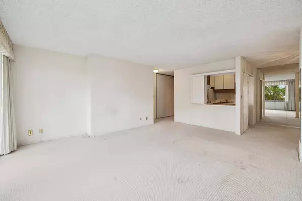 300 Davey Glen RD 3601, Belmont, CA 94002