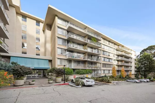 300 Davey Glen RD 3601, Belmont, CA 94002