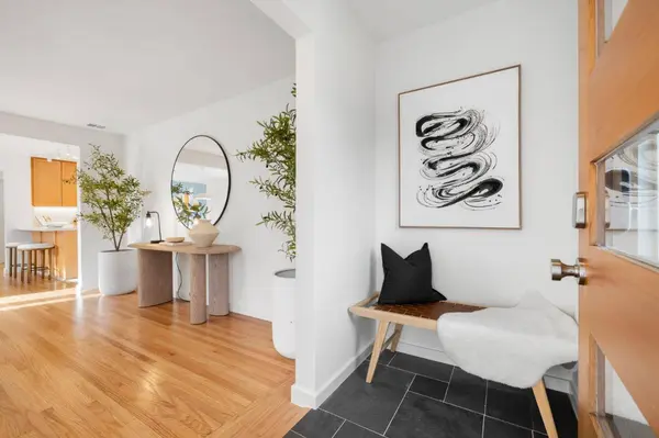 2044 Saint Francis WAY, San Carlos, CA 94070