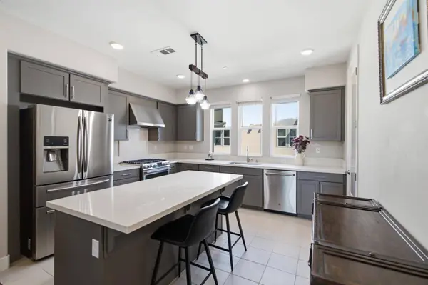 875 Cotati TER 3, Sunnyvale, CA 94085
