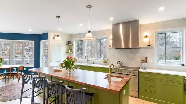 60 Wright Street, Arlington, MA 02474