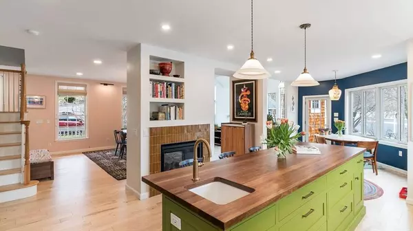 60 Wright Street, Arlington, MA 02474