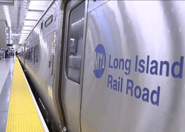 Best Towns in Western Suffolk County for Commuters (2026 Guide)