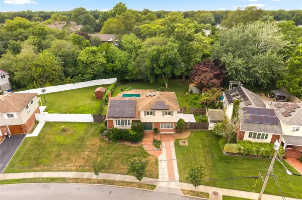 Pros and Cons of Living in North Babylon, NY