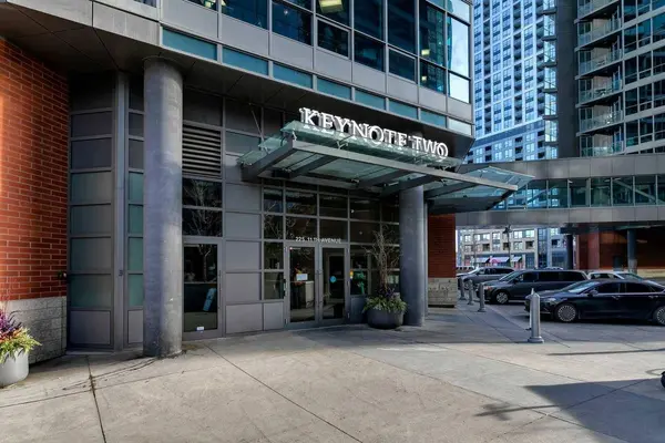 225 11 AVE SE #1610, Calgary, AB T2G 0G3