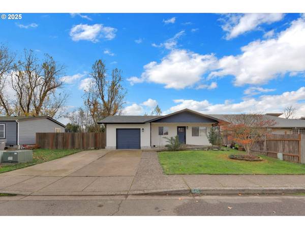 645 RILEY WAY, Harrisburg, OR 97446