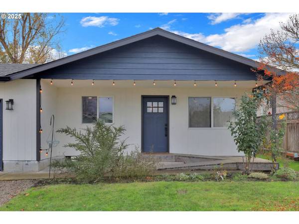 645 RILEY WAY, Harrisburg, OR 97446