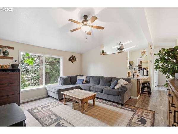 78783 SEARS RD, Cottage Grove, OR 97424