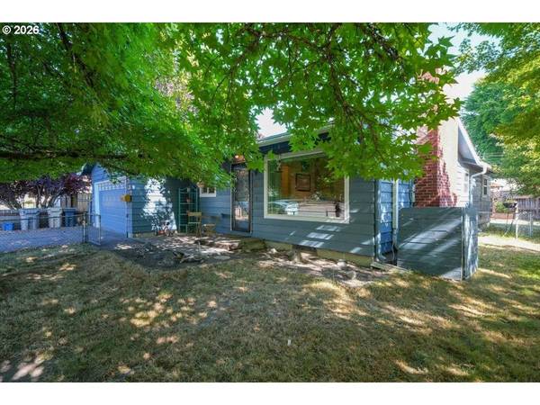 2215 NW CIRCLE BLVD, Corvallis, OR 97330