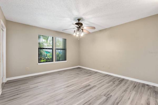 4057 CROCKERS LAKE BLVD #13, Sarasota, FL 34238