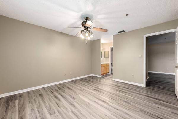 4057 CROCKERS LAKE BLVD #13, Sarasota, FL 34238