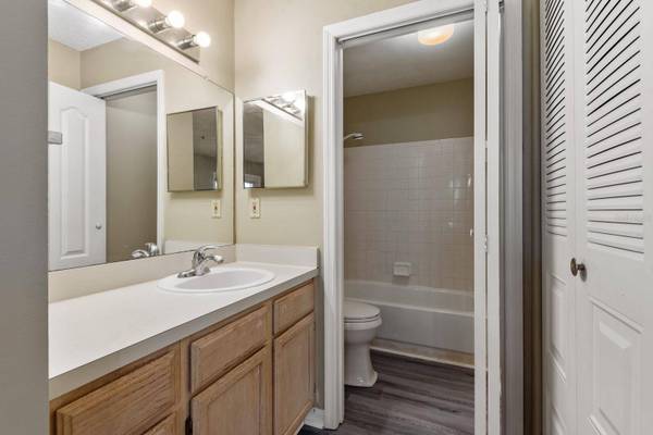 4057 CROCKERS LAKE BLVD #13, Sarasota, FL 34238