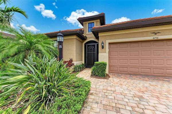 6756 CHESTER TRL, Lakewood Ranch, FL 34202