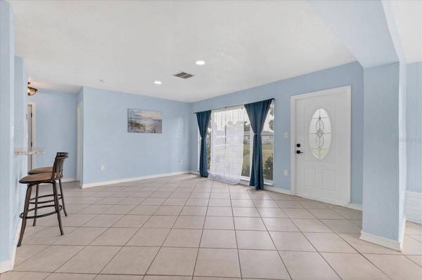 156 MYAKKA DR, Venice, FL 34293