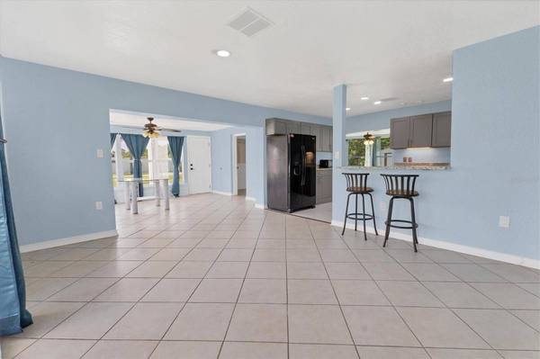 156 MYAKKA DR, Venice, FL 34293