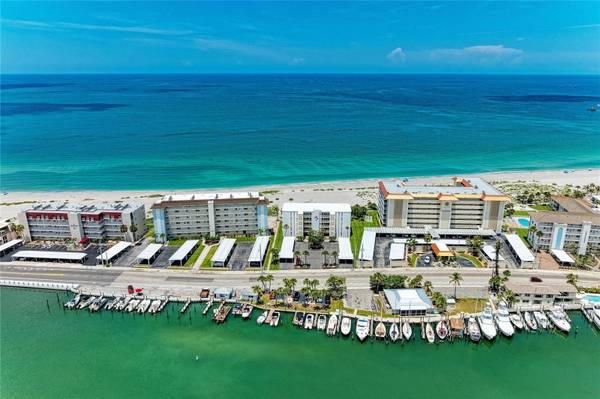 1100 TARPON CENTER DR #104, Venice, FL 34285