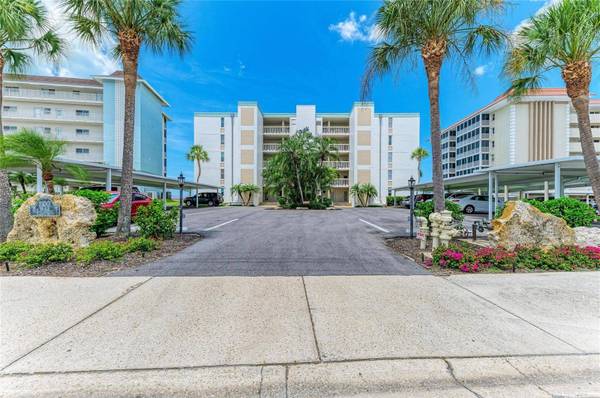 1100 TARPON CENTER DR #104, Venice, FL 34285