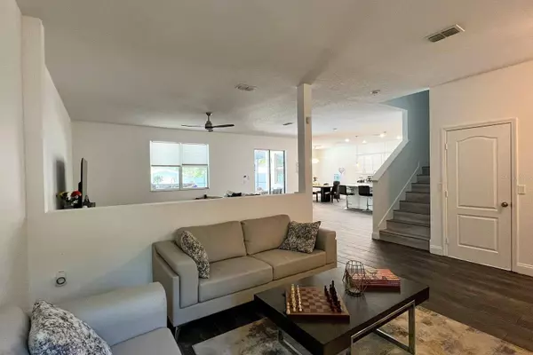 1043 TOURMALINE DR, Kissimmee, FL 34746