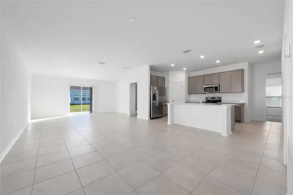 338 RUSTIC RAIL DR, Lake Wales, FL 33859