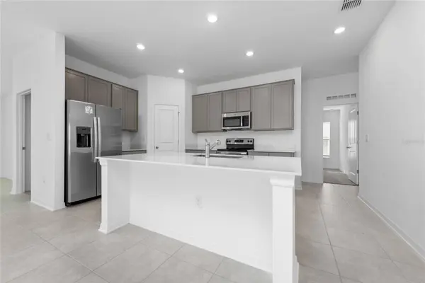 338 RUSTIC RAIL DR, Lake Wales, FL 33859