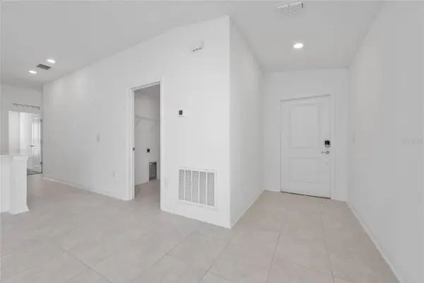 338 RUSTIC RAIL DR, Lake Wales, FL 33859