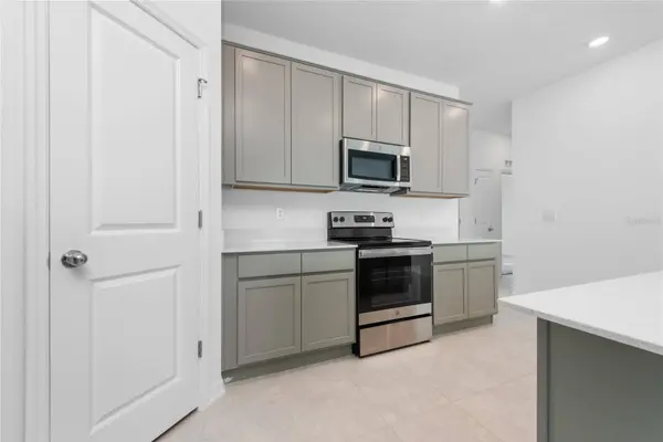 338 RUSTIC RAIL DR, Lake Wales, FL 33859