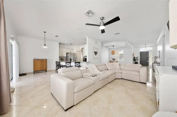 3058 BAY LAUREL CIR N, Kissimmee, FL 34744