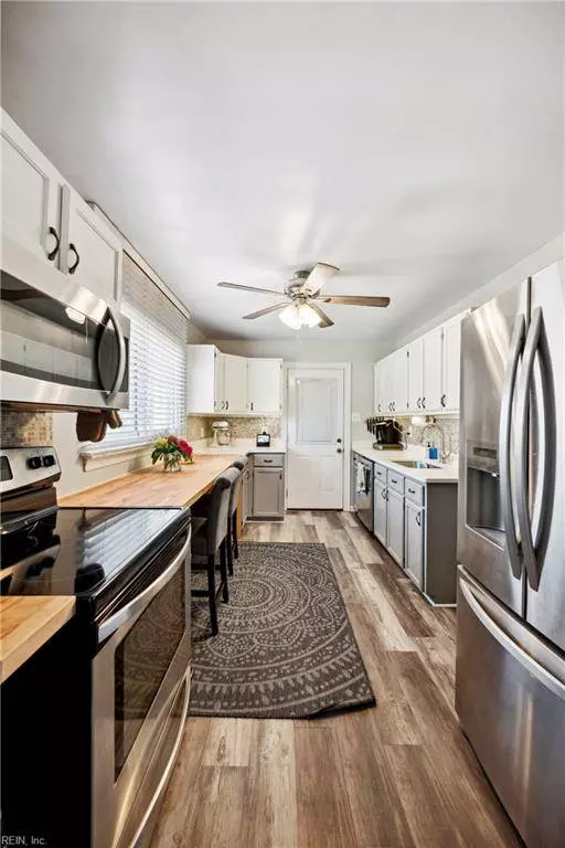 5612 Aragon DR, Virginia Beach, VA 23455