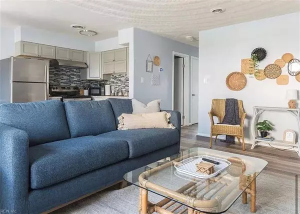 2100 Arctic AVE ##14, Virginia Beach, VA 23451