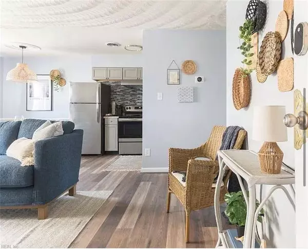 2100 Arctic AVE ##14, Virginia Beach, VA 23451