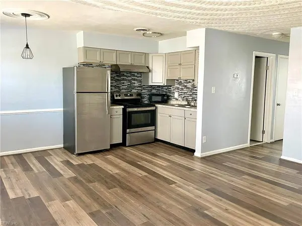 2100 Arctic Ave AVE Unit #14, Virginia Beach, VA 23451