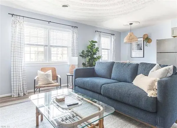 2100 Arctic AVE Unit #14, Virginia Beach, VA 23451