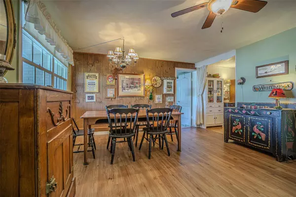 6302 AXELROD RD, Tampa, FL 33634