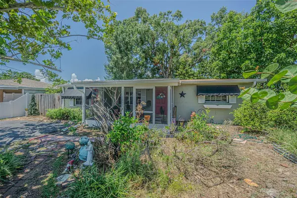 6302 AXELROD RD, Tampa, FL 33634