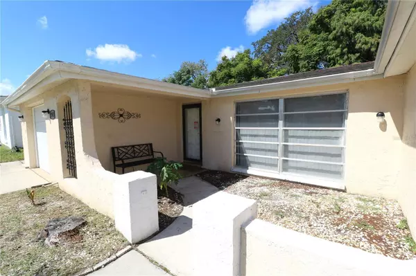 9341 MARK TWAIN LN, Port Richey, FL 34668