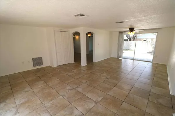 9341 MARK TWAIN LN, Port Richey, FL 34668